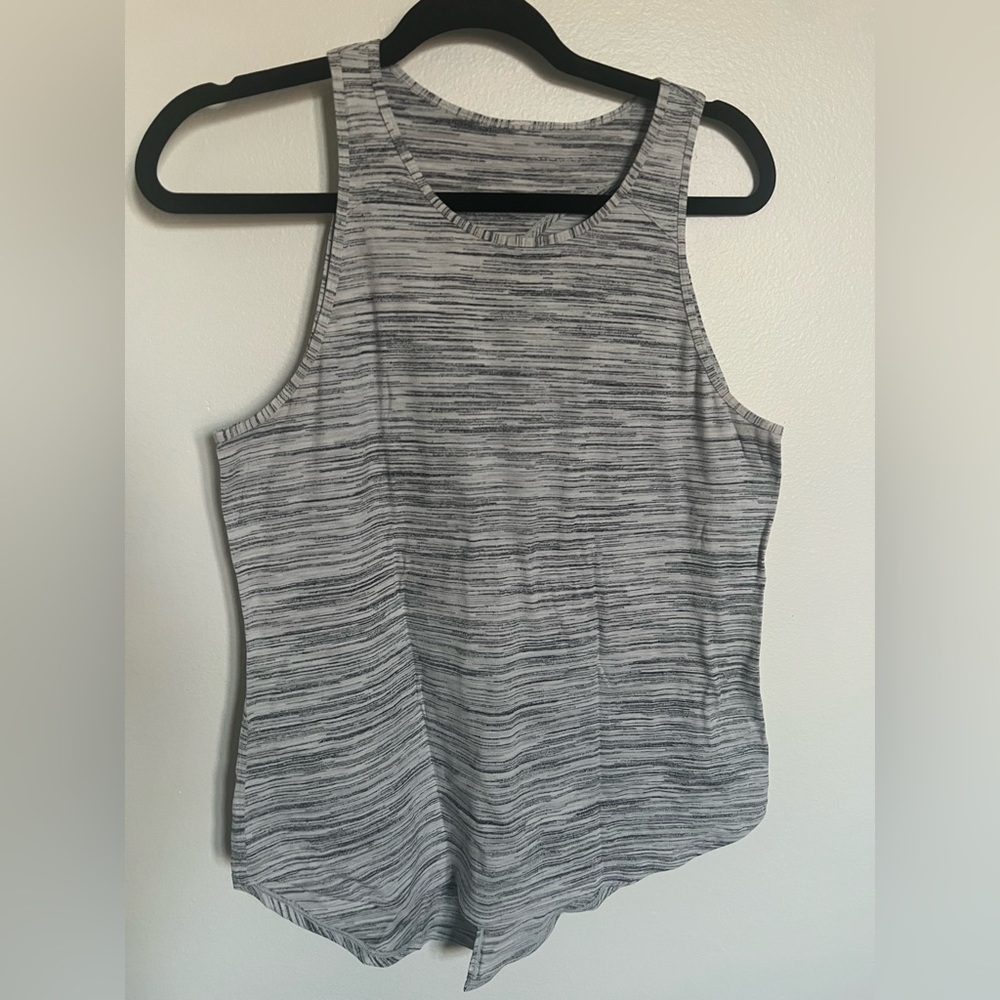 lululemon racer back tank tie back size medium